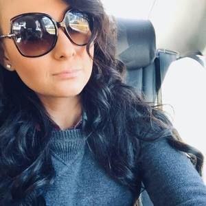 Meet your Posher, Gina